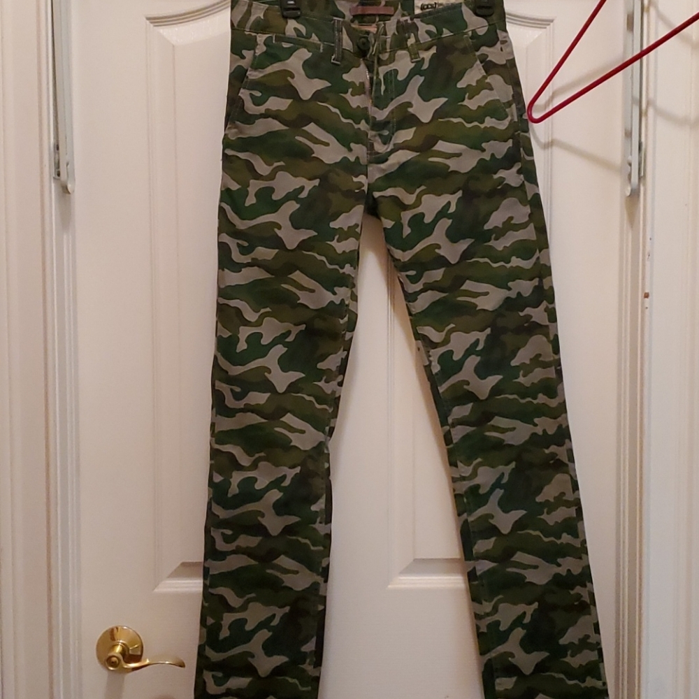 Ccs guys camo skinny pants
